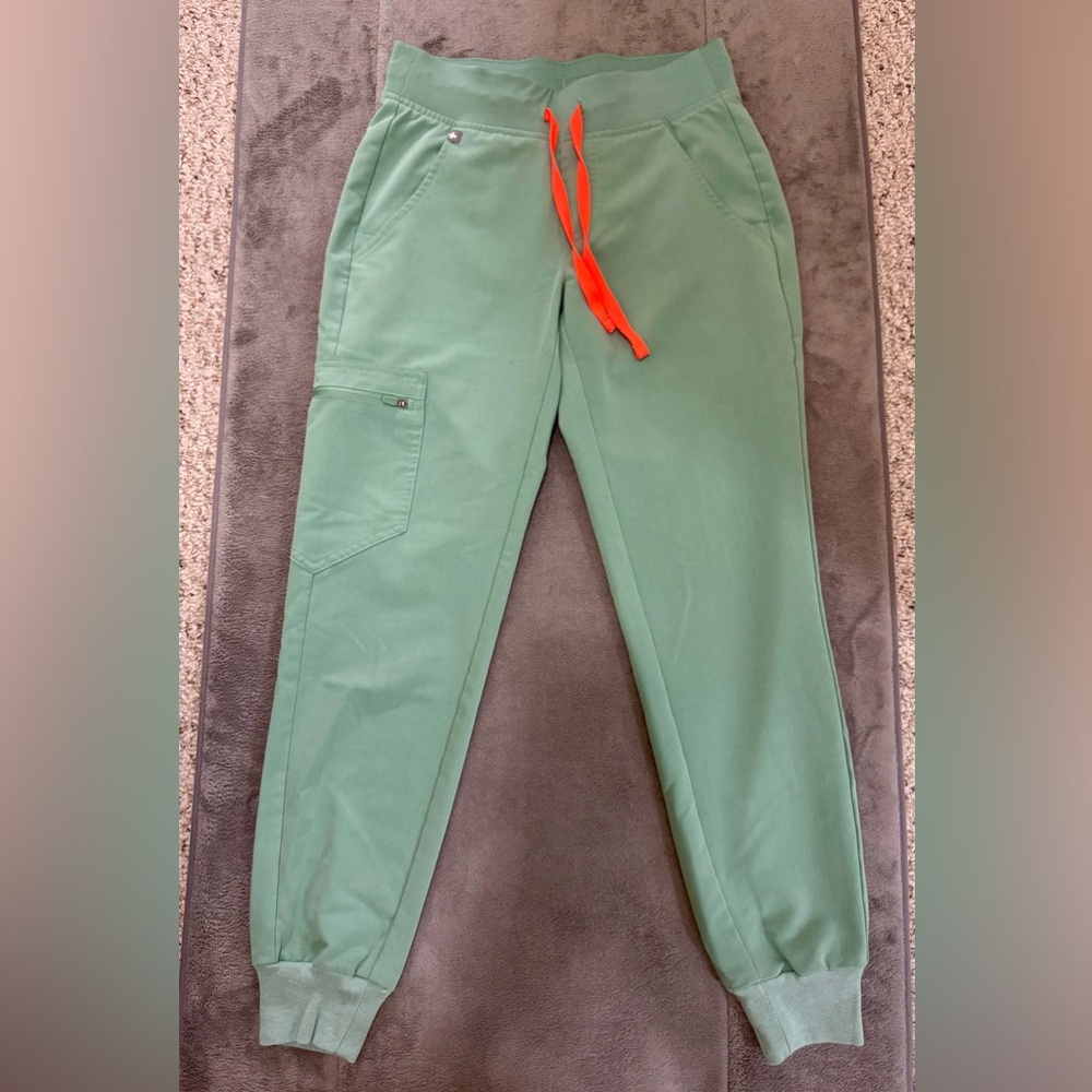 FIGS Zamora Joggers in Jade PO 1770 Size XXS/P Regular Waist
